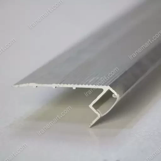 پروفیل نور لب پله T Step light